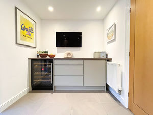 Photo 9- click for photo gallery